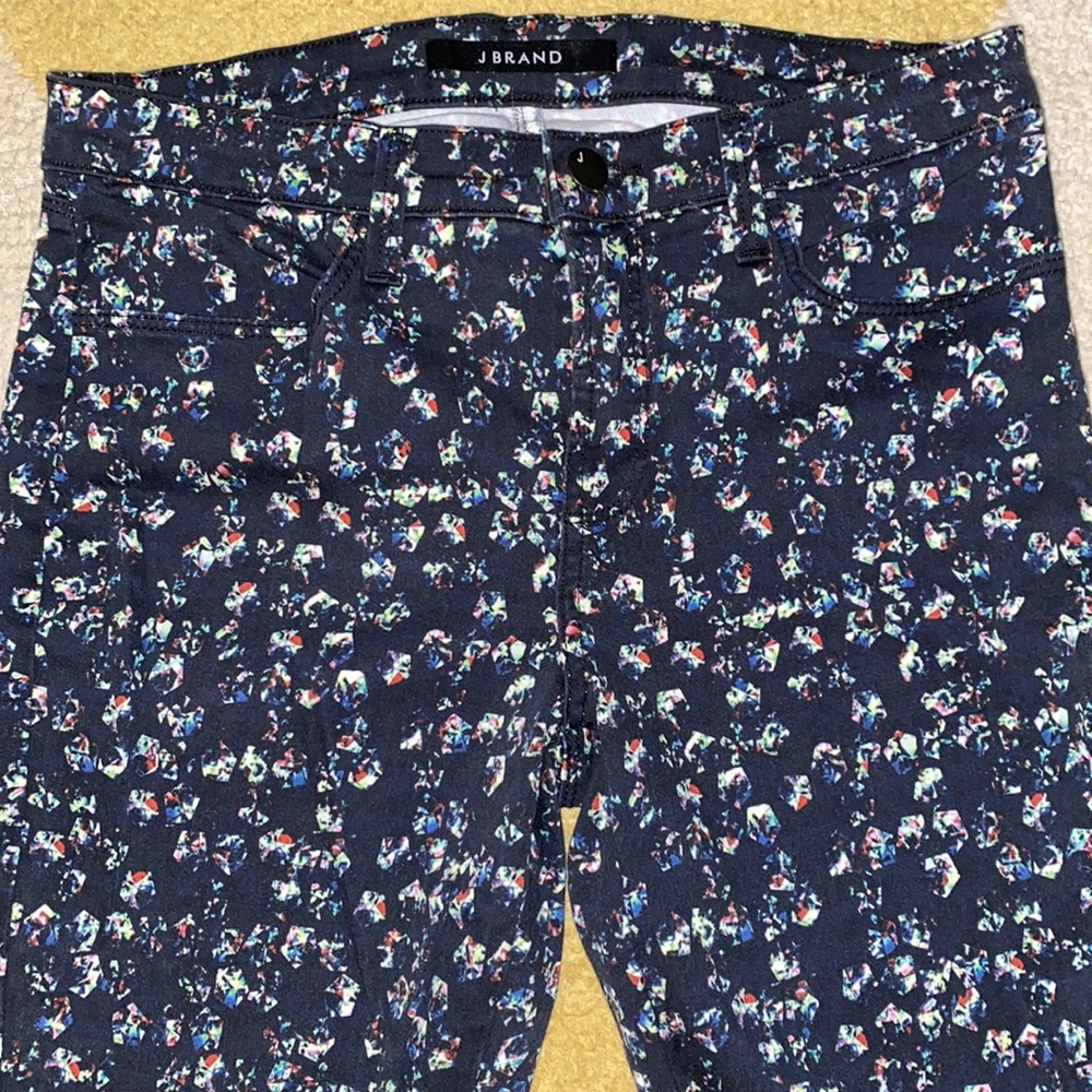 J BRAND black with print skinny pants size 28